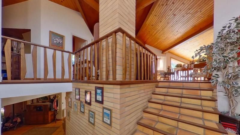 Maison - 340 m² - 6 pièces