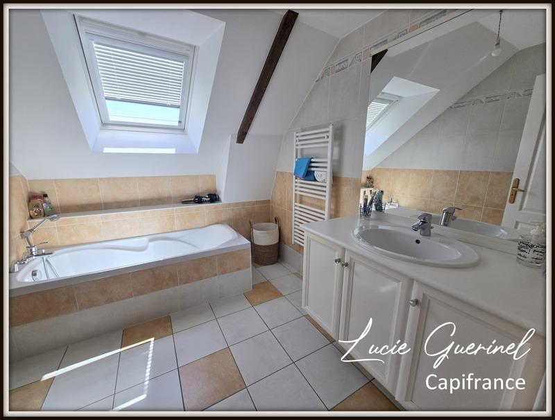 Maison - 140 m² - 7 pièces