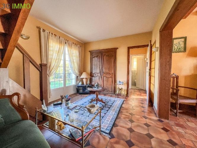 Maison - 187 m² - 6 pièces