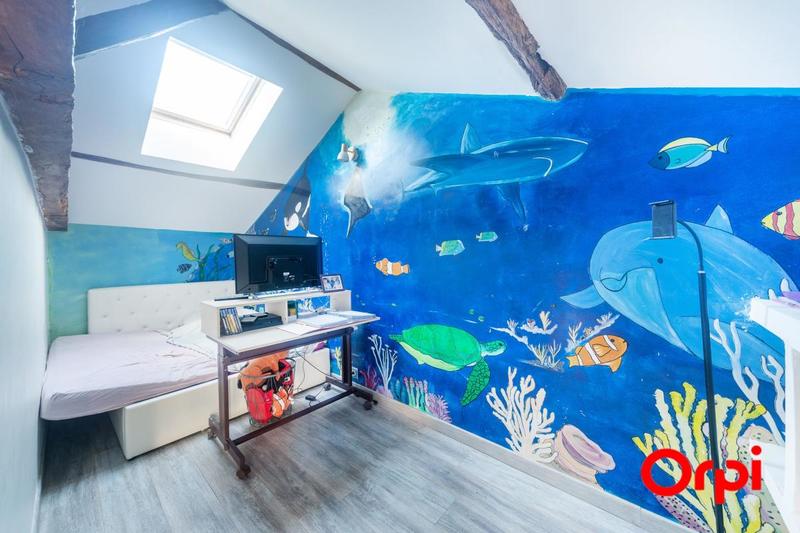 Maison - 215 m² - 6 pièces