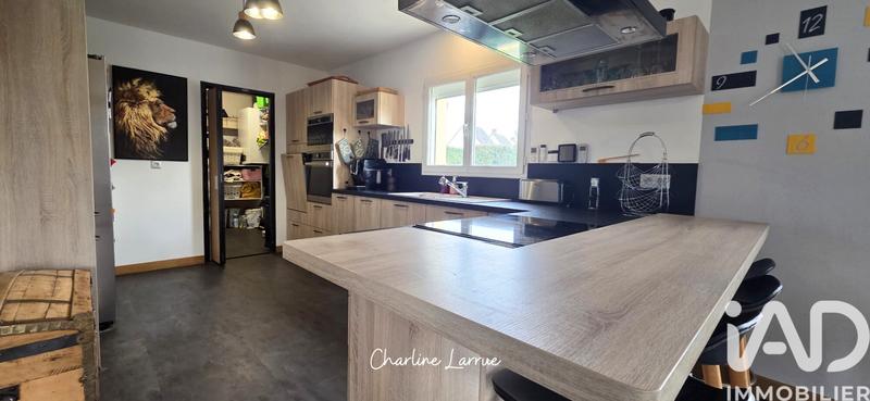 Maison - 138 m² - 5 pièces