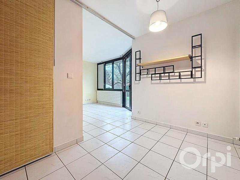 Studio - 36 m² - 1 pièce