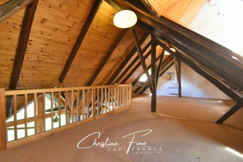 Appartement - 183 m² - 7 pièces