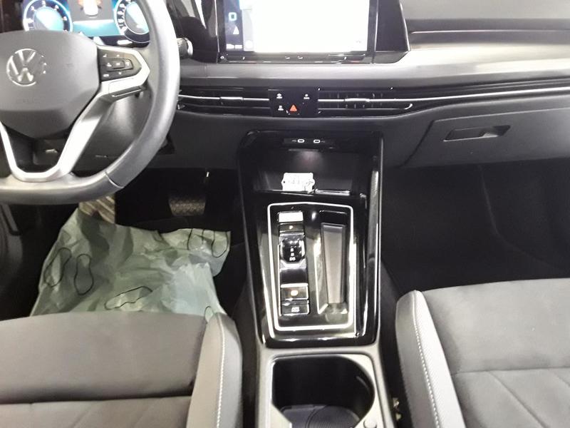 Volkswagen Golf 8 2.0 Tdi 150 Cv Style Dsg7