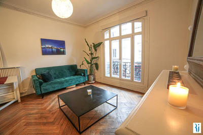 Appartement - 75 m² - 3 pièces