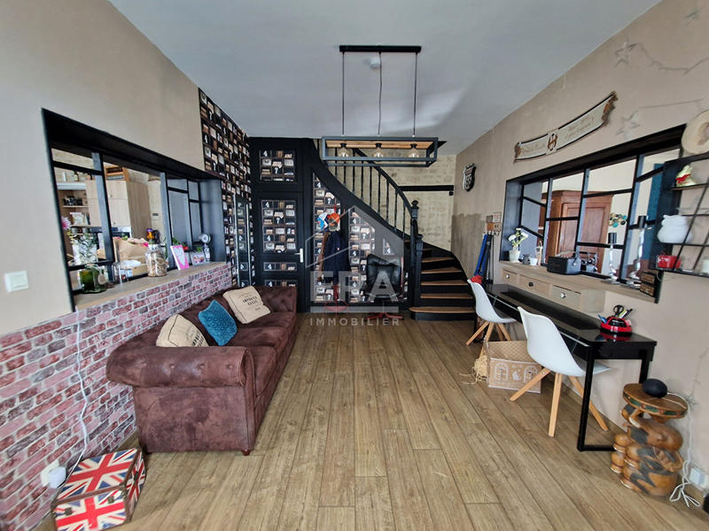 Maison - 170 m² - 7 pièces