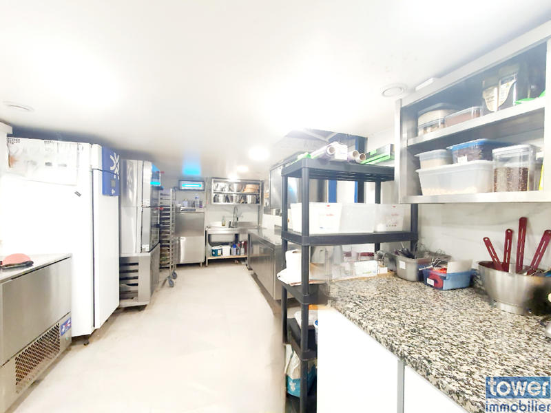 Local commercial - 110 m²