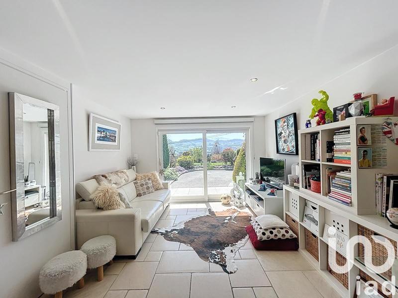 Maison - 195 m² - 6 pièces