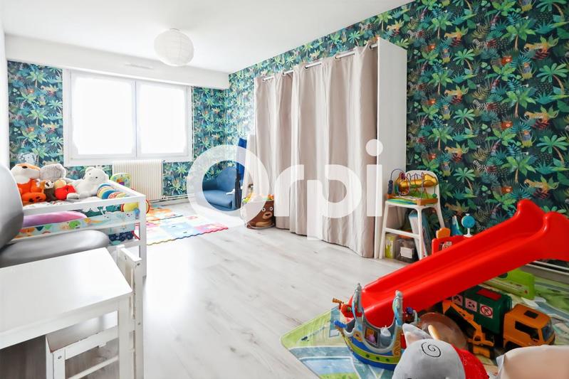 Appartement - 81 m² - 3 pièces