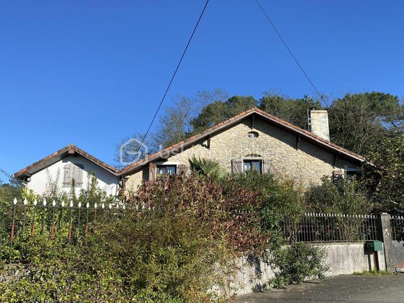 Ferme - 360 m² - 10 pièces