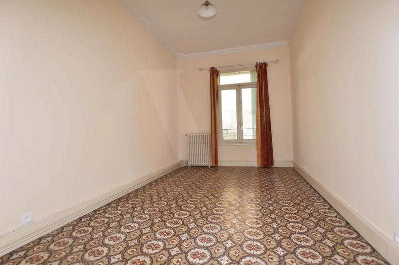 Appartement - 194 m² - 5 pièces