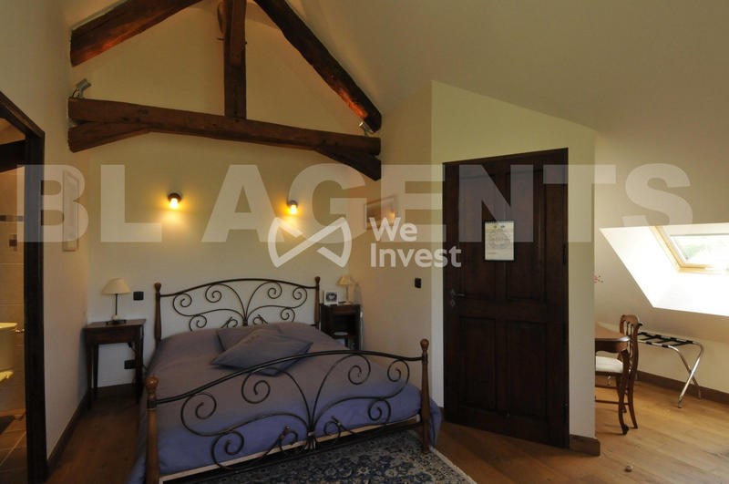 Maison - 344 m² - 8 pièces