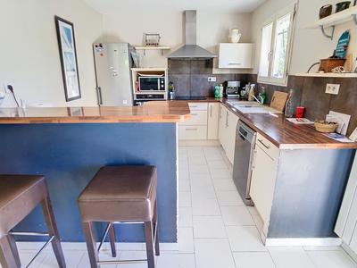 Villa - 90 m² - 4 pièces