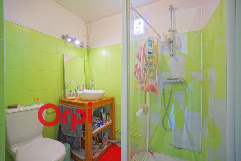 Maison - 300 m² - 8 pièces