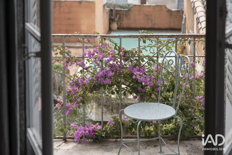 Maison - 331 m² - 8 pièces