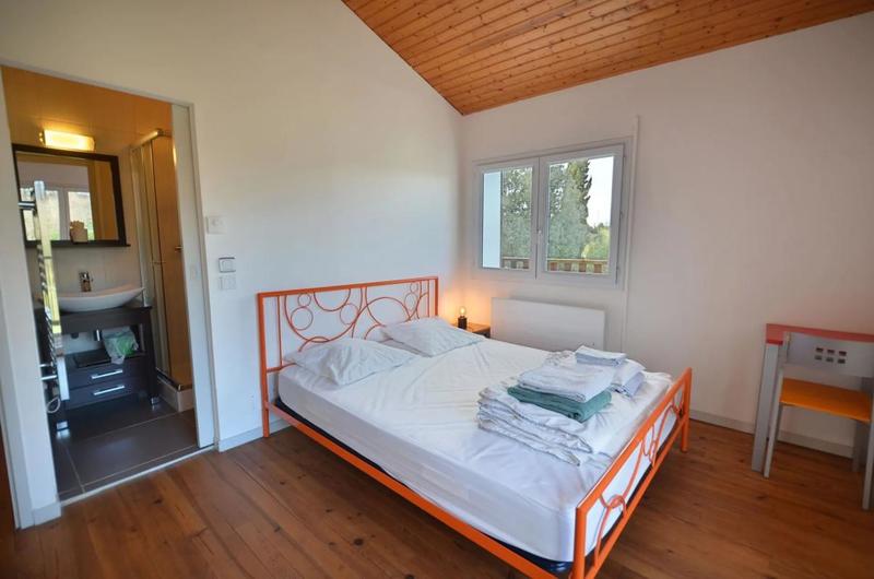 Maison - 318 m² - 12 pièces