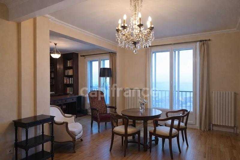 Appartement - 75 m² - 5 pièces