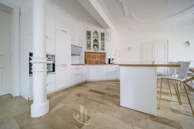 Appartement - 126 m² - 5 pièces