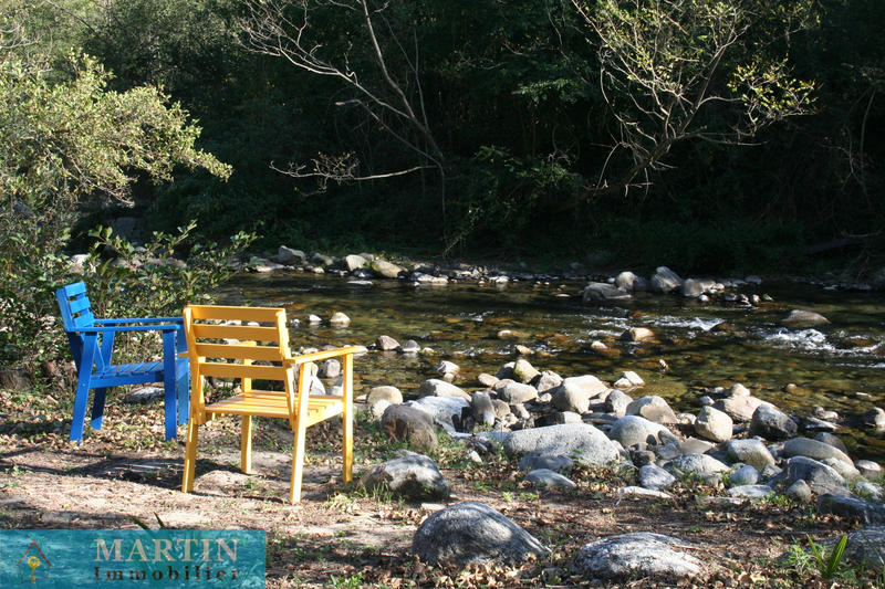 Mas - 770 m² - 27 pièces