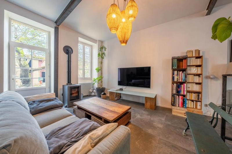 Maison de maîtres - 220 m² - 7 pièces