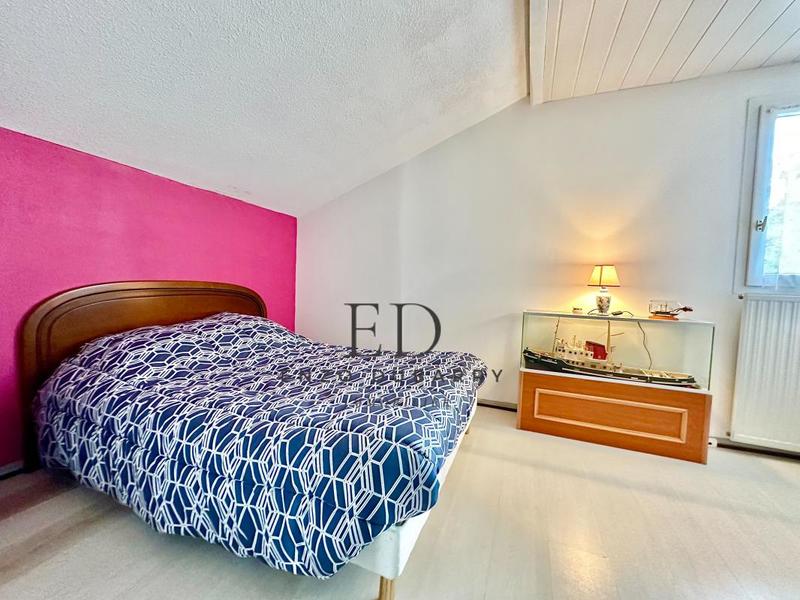 Appartement - 77 m² - 3 pièces