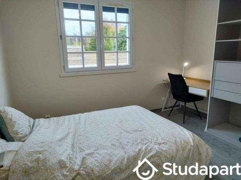 Chambre - 12 m² - 1 pièce