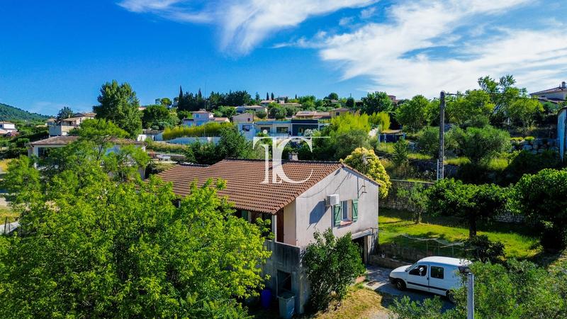 Maison - 91 m² - 4 pièces