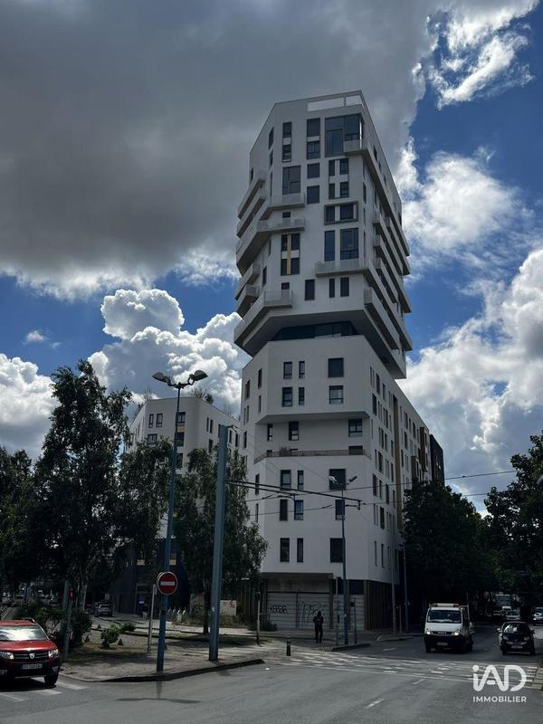 Local commercial - 968 m²