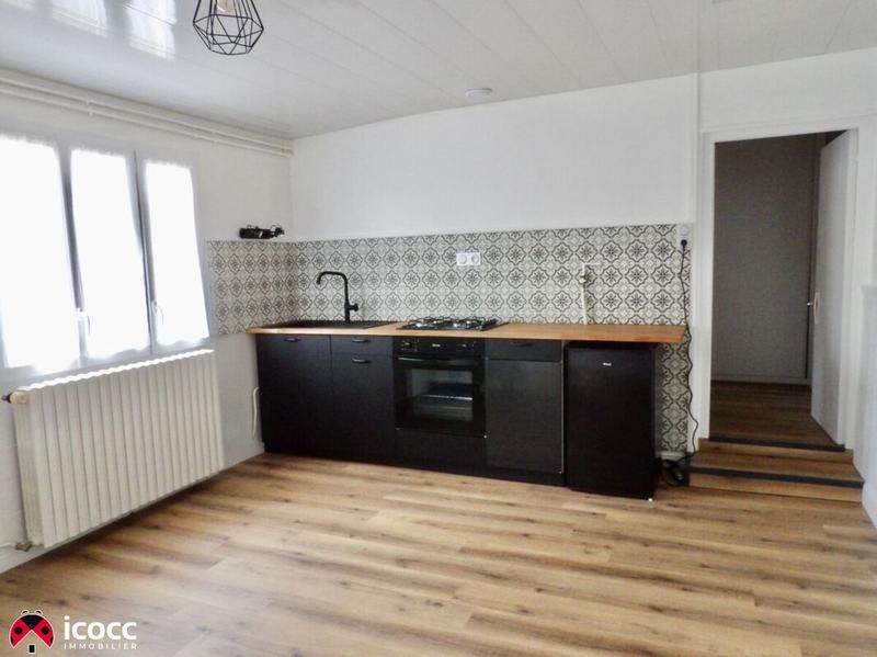 Studio - 25 m² - 1 pièce