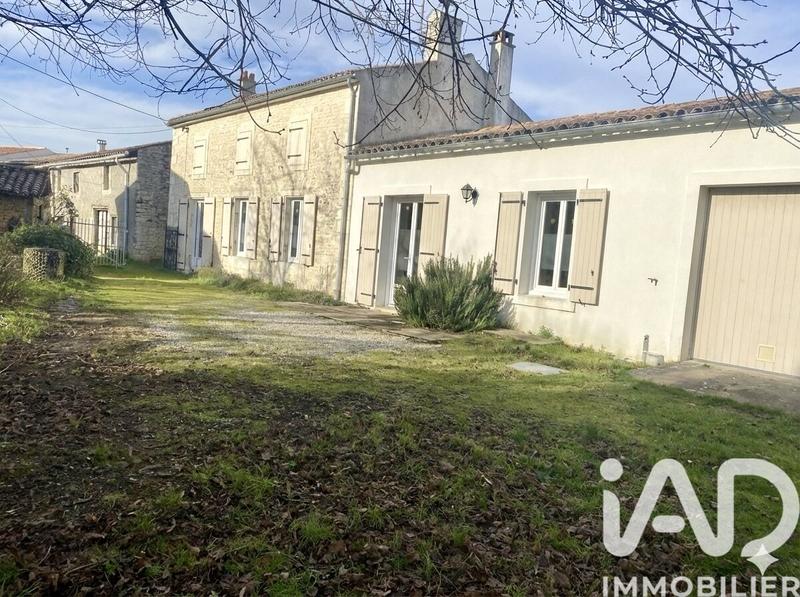Maison de village - 85 m² - 4 pièces