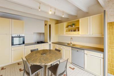 Maison - 166 m² - 6 pièces