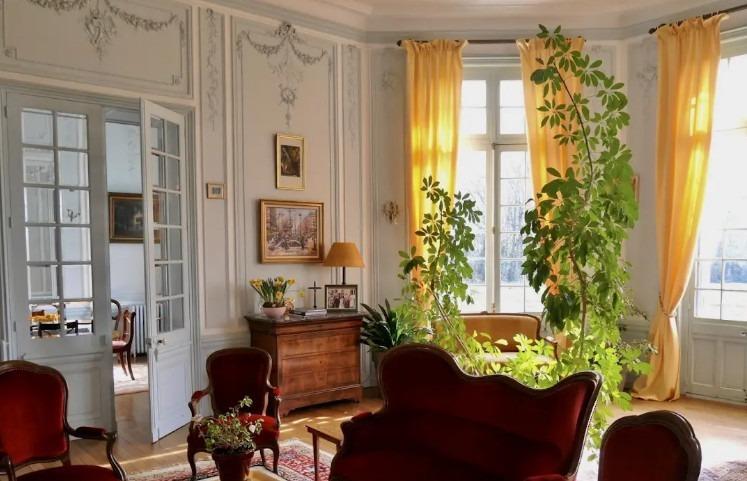 Manoir - 1 000 m² - 25 pièces