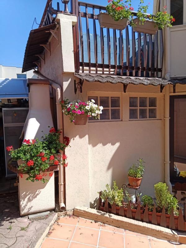 Maison de ville - 71 m² - 5 pièces