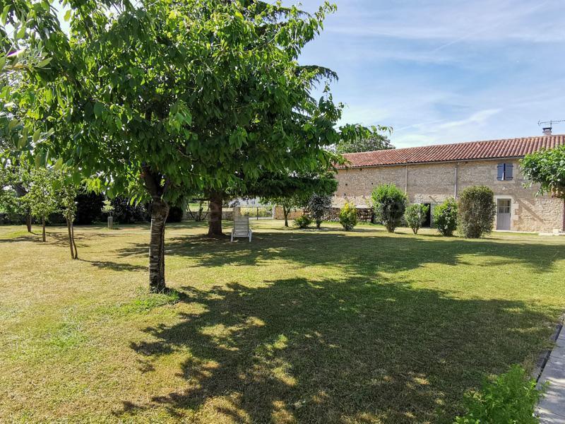 Maison en pierre - 146 m² - 4 pièces