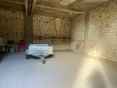 Maison - 238 m² - 4 pièces