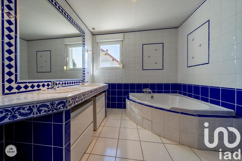 Maison de maîtres - 191 m² - 7 pièces