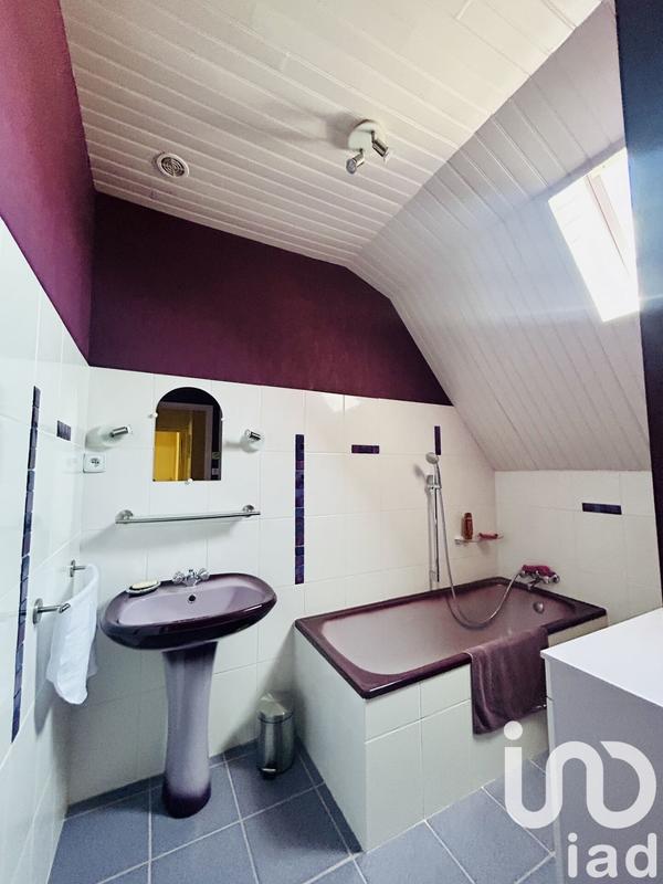 Maison - 136 m² - 5 pièces