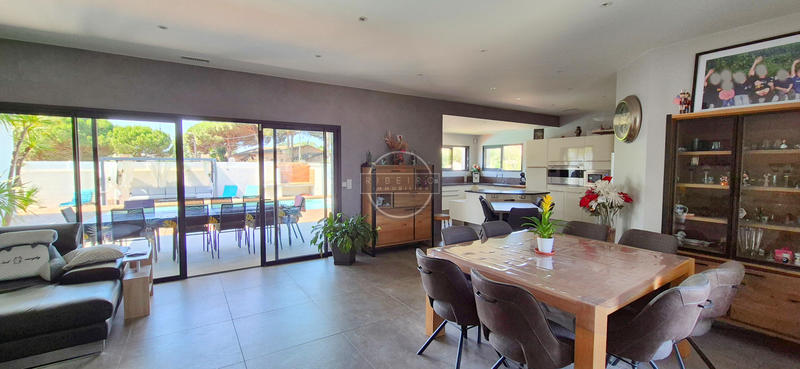 Villa - 177 m² - 4 pièces