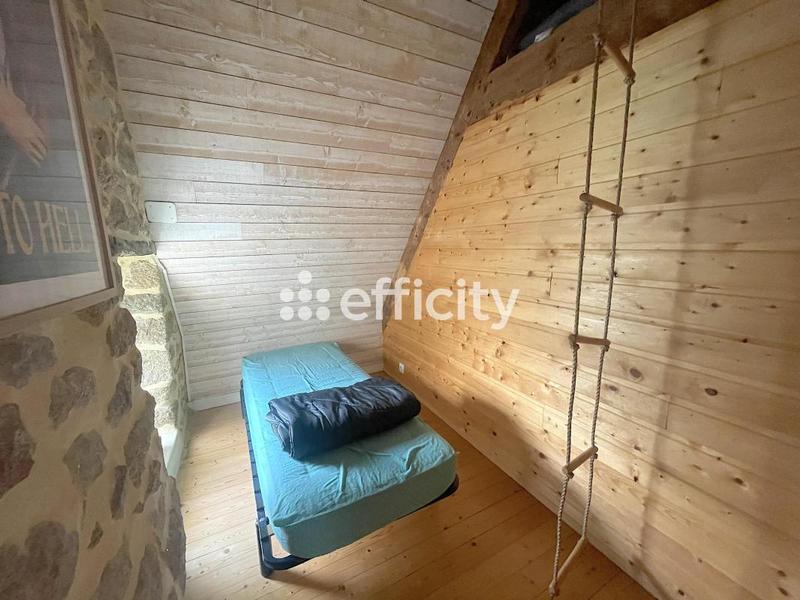 Maison - 121 m² - 4 pièces