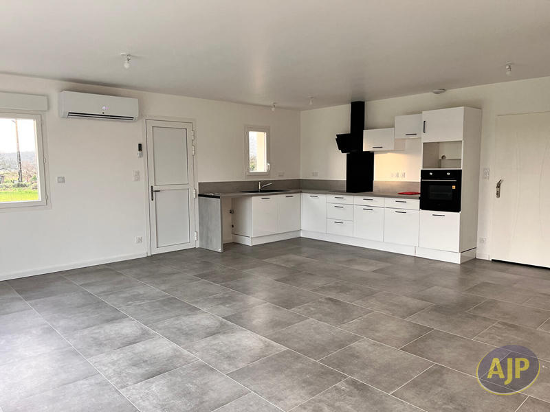 Maison - 107 m² - 5 pièces