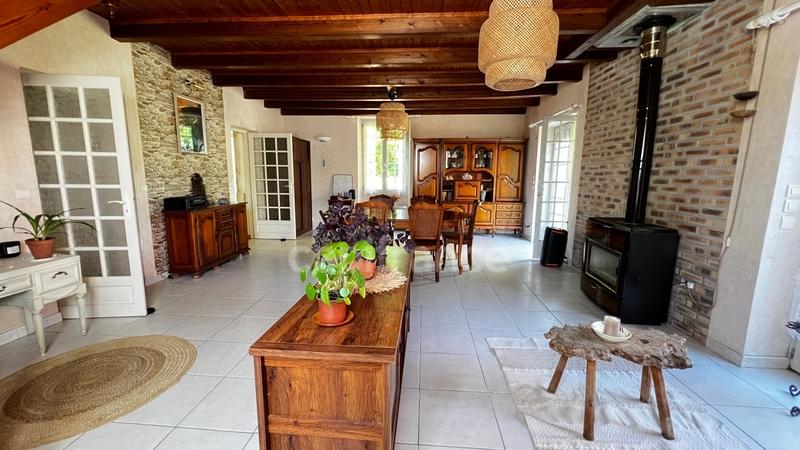 Maison - 170 m² - 6 pièces