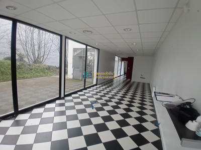 Local commercial - 56 m² - 2 pièces