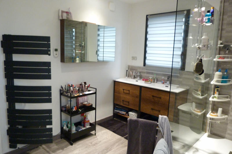 Maison - 200 m² - 8 pièces