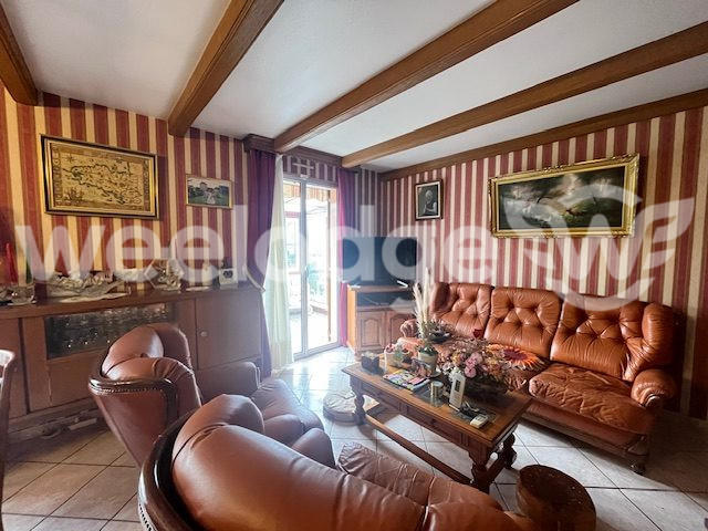 Maison - 145 m² - 7 pièces