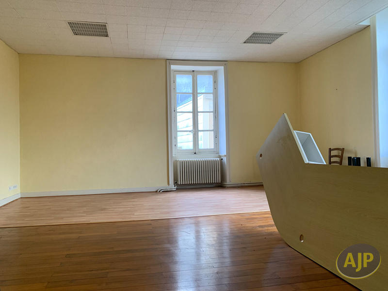 Immeuble - 14 pièces