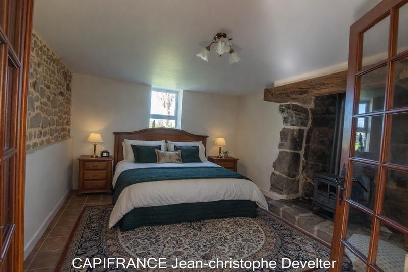 Maison en pierre - 172 m² - 6 pièces