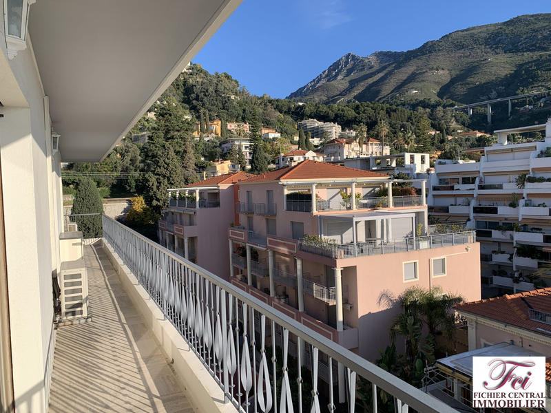 Appartement - 112 m² - 5 pièces