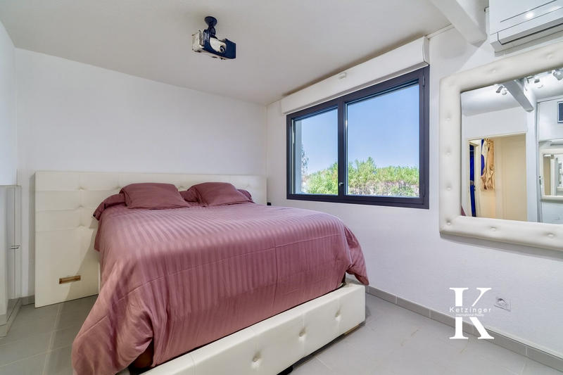 Duplex - 93 m² - 4 pièces