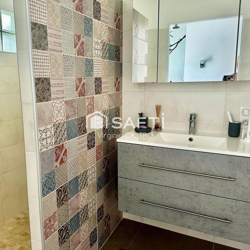 Maison - 95 m² - 4 pièces