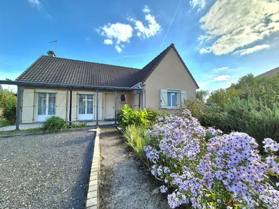 Maison - 93 m² - 5 pièces